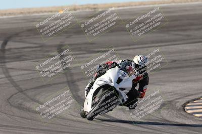 media/Jan-15-2026-Racers Edge (Thu) [[dfebeb70ab]]/3-B Group/Session 2 (Bowl Exit)/